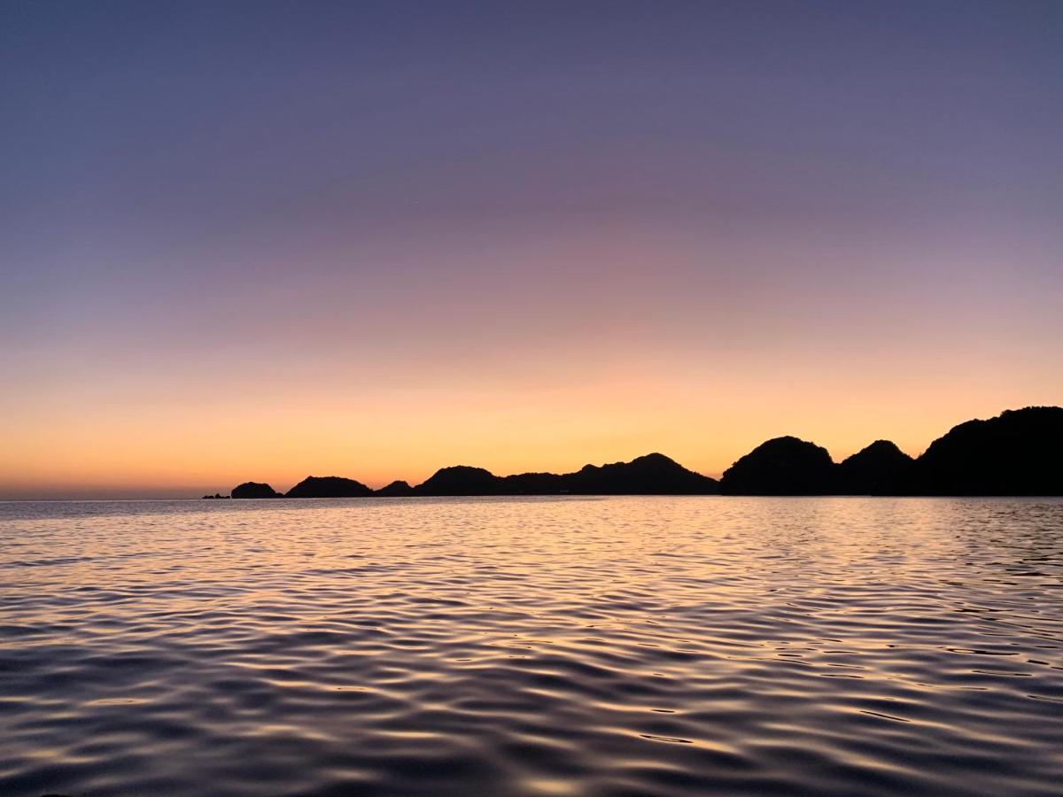 Ocean Beach Resort Cat Ba Island Exterior photo