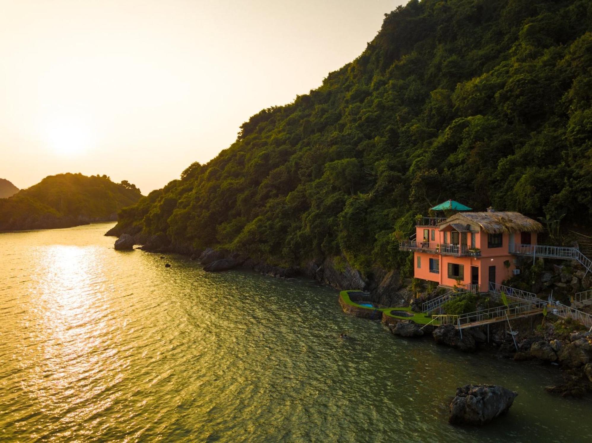 Ocean Beach Resort Cat Ba Island Exterior photo